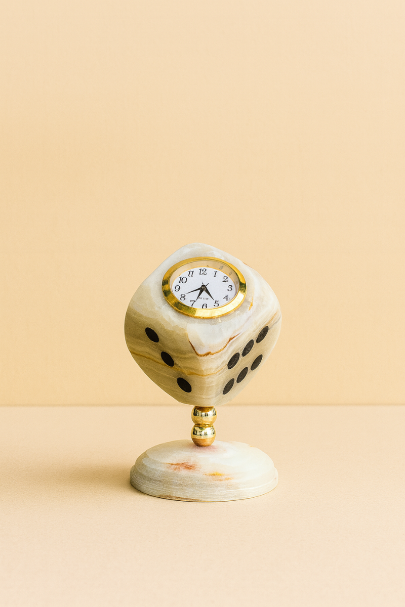 Timeless Chance – Onyx Dice Desk Clock