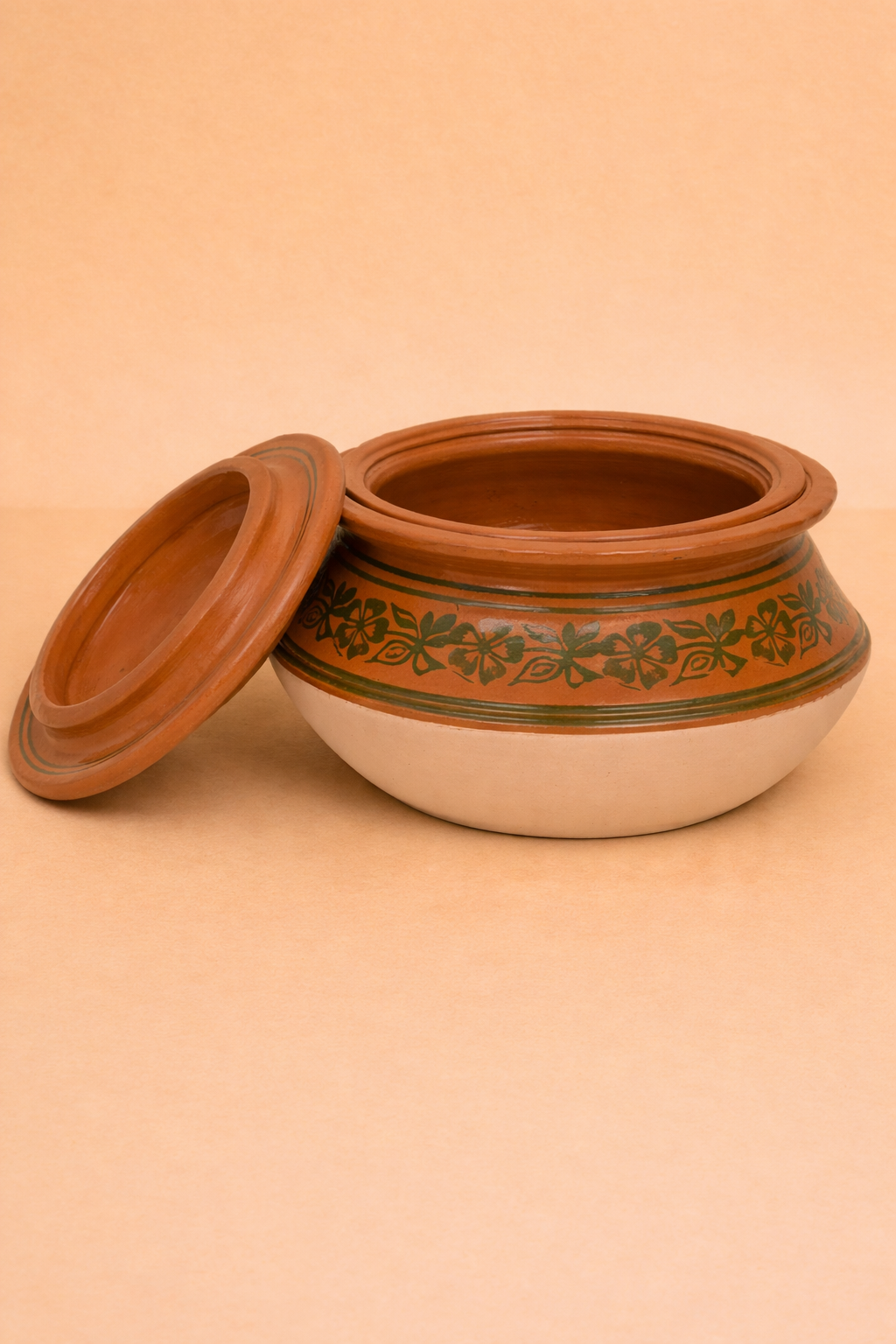 Old Traditionally Handi / Dachky